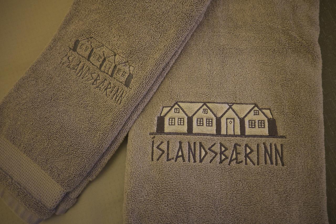 Islandsbaerinn /Old Farm Akureyri Exteriör bild